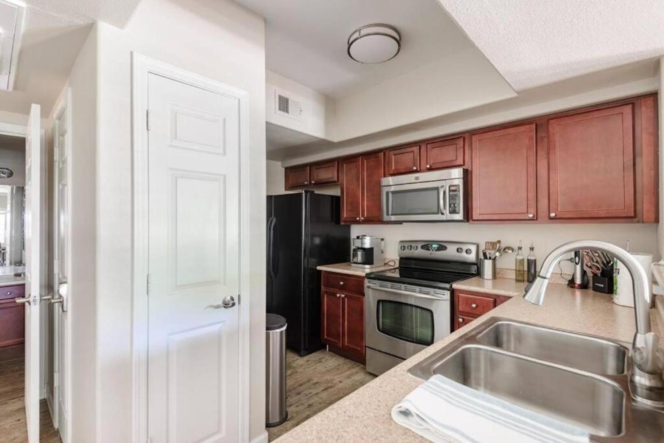 Luxe Scottsdale Condo - Ground Floor Unit! Exterior photo